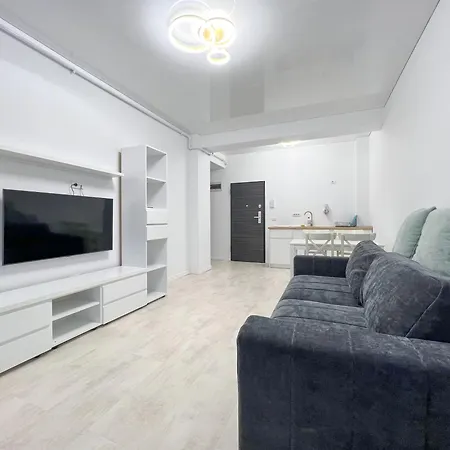 By Azimuth Apartament Năvodari