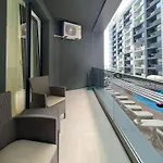 Apartment By Azimuth Navodari
