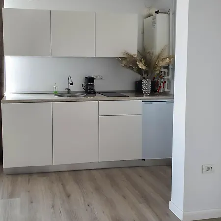 By Azimuth * Năvodari