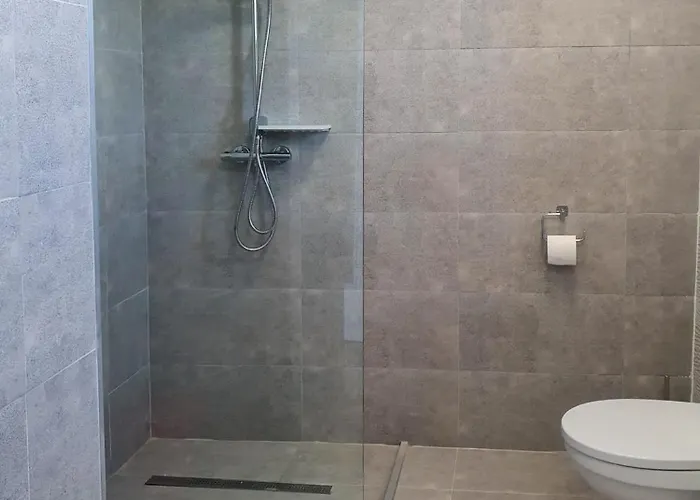 By Azimuth Năvodari